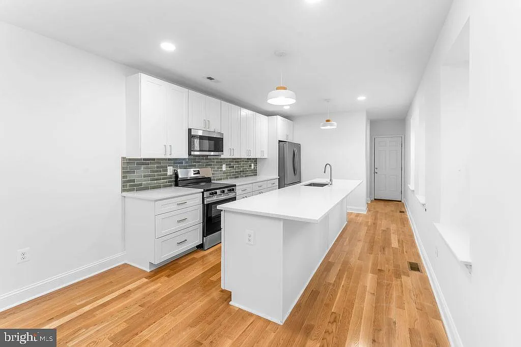 Dining Room/Kitchen